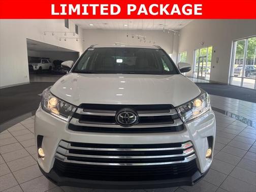 2017 Toyota Highlander Limited