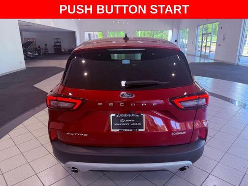 RAPID RED MET TINTED CC 2025 Ford Escape Active
