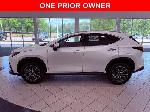 Eminent White Pearl 2023 Lexus NX 350 Premium