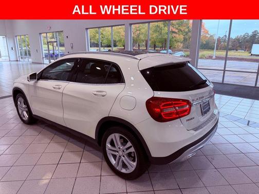 2015 Mercedes-Benz GLA-Class 4MATIC