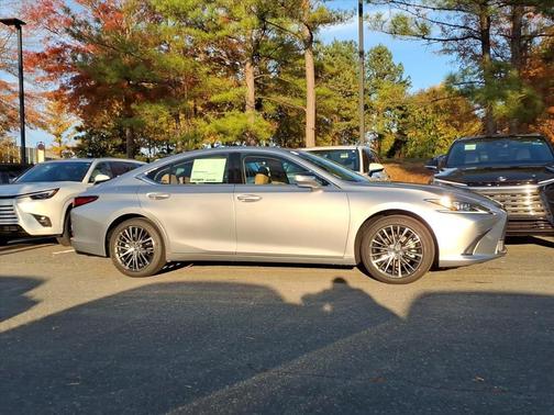 2025 Lexus ES 350 Base