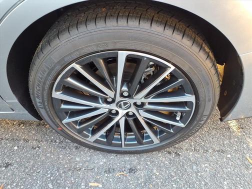 2025 Lexus ES 350 Base