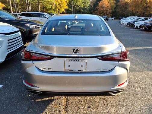 2025 Lexus ES 350 Base