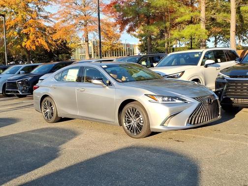 2025 Lexus ES 350 Base
