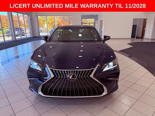 2023 Lexus ES 350 Base