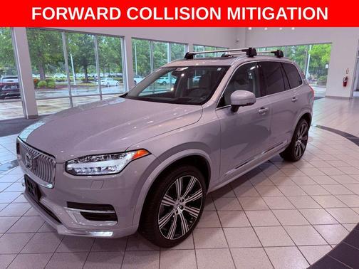 Silver Dawn Metallic 2023 Volvo XC90 B6 Ultimate 6-Seater