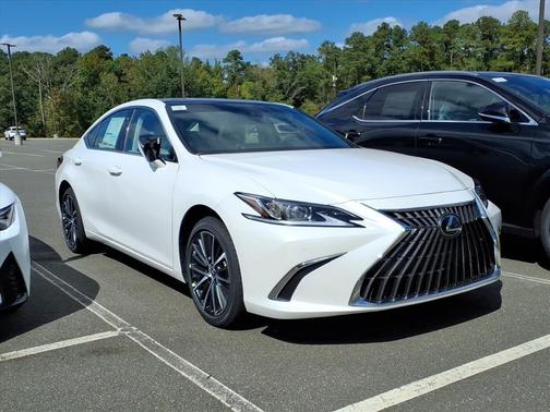 2025 Lexus ES 350 Base