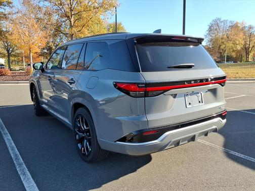 2026 Lexus TX 500h F SPORT Premium