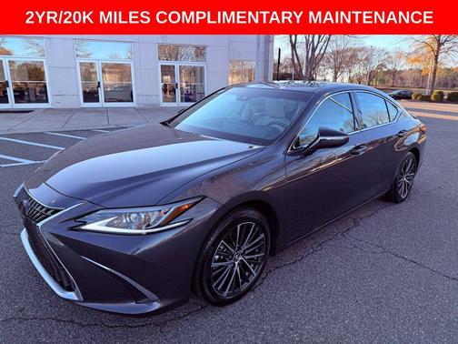 2025 Lexus ES 300h Base