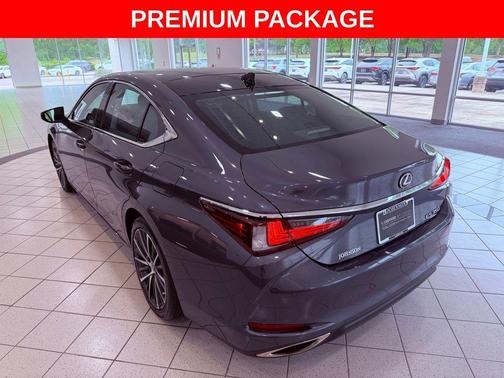 Cloudburst Gray 2023 Lexus ES 350 Base