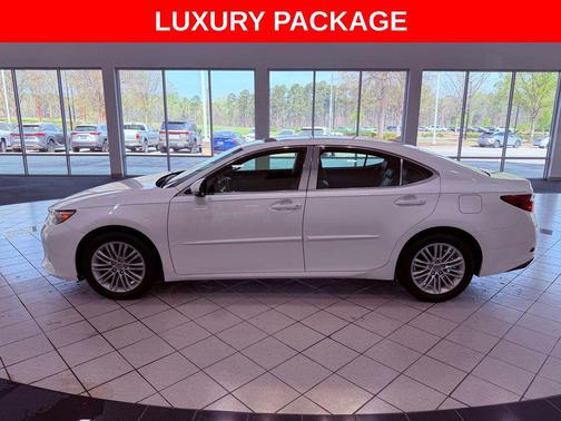 Starfire Pearl 2014 Lexus ES 350 Base