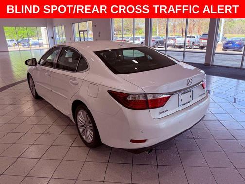 Starfire Pearl 2014 Lexus ES 350 Base