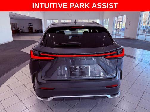 2023 Lexus NX 450h+ F SPORT Handling