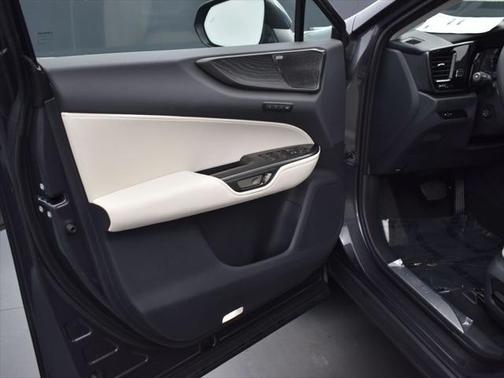 2025 Lexus NX 350h Luxury