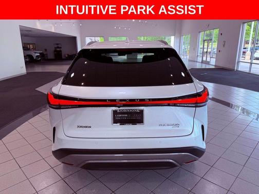 Eminent White Pearl 2023 Lexus RX 350h Premium Plus