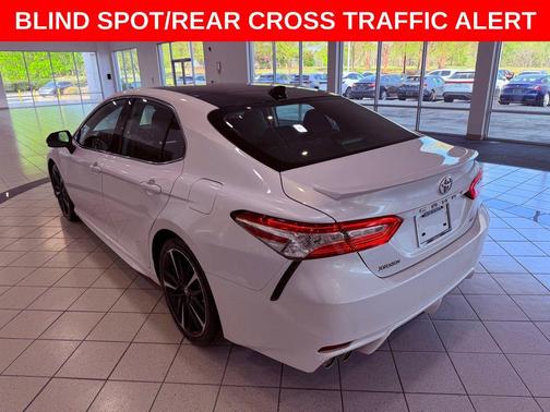 Wind Chill Pearl 2020 Toyota Camry XSE