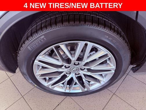 2023 Acura MDX Advance Package