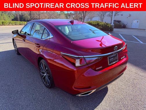 2025 Lexus ES 350 Premium