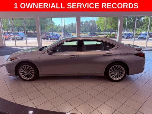 Atomic Silver 2021 Lexus ES 300h Luxury