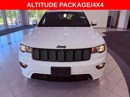 2019 Jeep Grand Cherokee Altitude