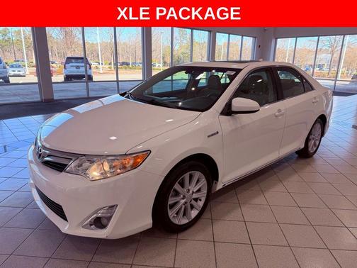 2013 Toyota Camry Hybrid XLE