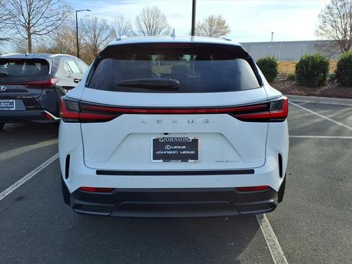 2026 Lexus NX 350h Premium