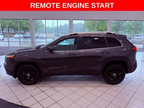 Granite Crystal Metallic Clearcoat 2018 Jeep Cherokee Latitude Plus