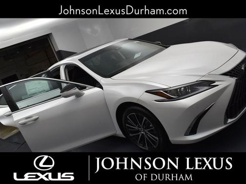 2025 Lexus ES 300h Base