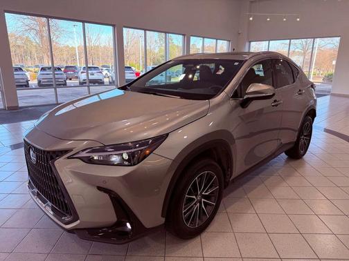 2025 Lexus NX 250 Premium