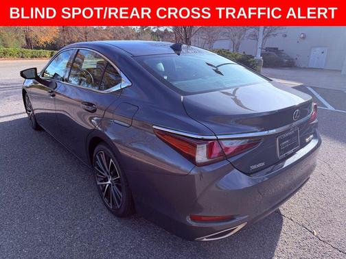 2024 Lexus ES 350 Base