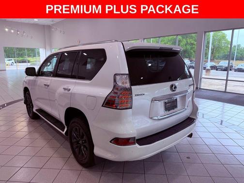 Starfire Pearl 2022 Lexus GX 460 Premium
