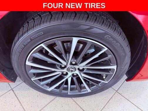 2024 Lexus ES 350 Premium