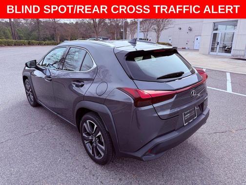 2023 Lexus UX 250h Base