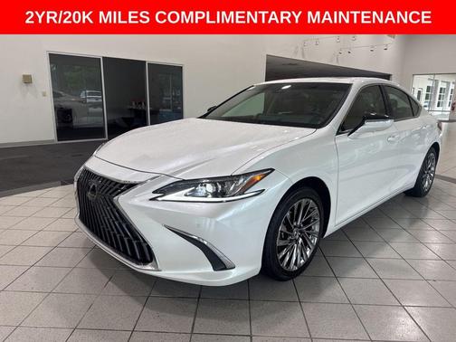 2024 Lexus ES 300h Luxury
