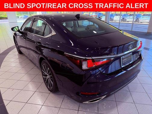 2025 Lexus ES 350 Premium