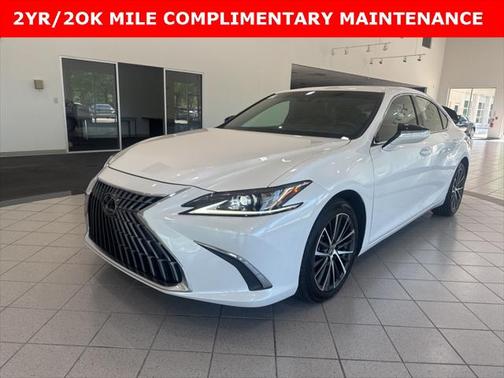 2023 Lexus ES 300h Base