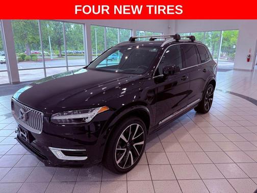 Onyx Black Metallic 2021 Volvo XC90 Recharge Plug-In Hybrid T8 Inscription Expression 7 Passenger