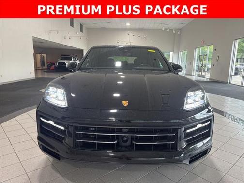 2024 Porsche Cayenne PREMIUM+/PANO-ROOF/360-CAM/21'' WHEELS/SOFT CLOSE D