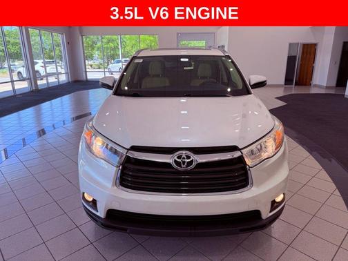 Blizzard Pearl 2015 Toyota Highlander XLE