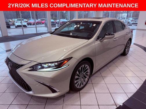 2024 Lexus ES 300h Ultra Luxury