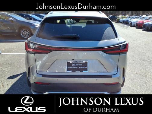 2026 Lexus NX 450h+ F SPORT Handling