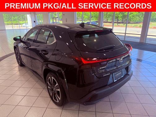 Caviar 2024 Lexus UX 250h Base