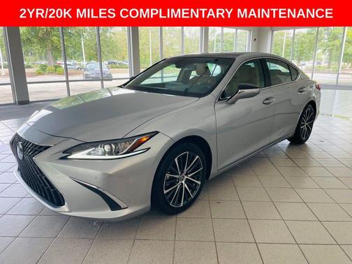 2022 Lexus ES 350 Base