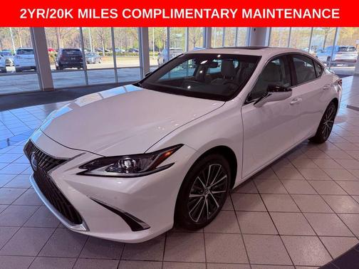 Eminent White Pearl 2025 Lexus ES 300h Base