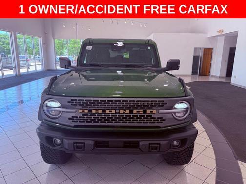 ERUPTION GREEN METALLIC 2023 Ford Bronco Badlands