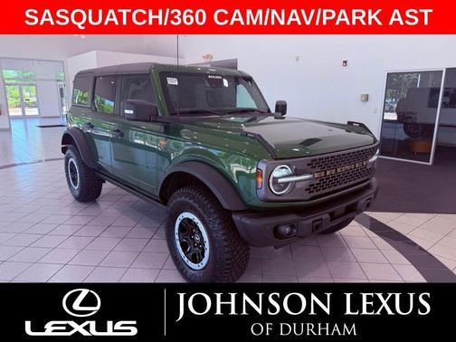 ERUPTION GREEN METALLIC 2023 Ford Bronco Badlands