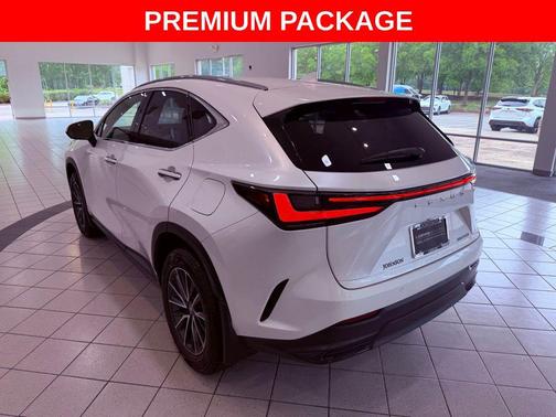 Eminent White Pearl 2024 Lexus NX 250 Premium