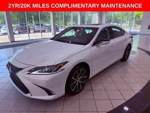 Eminent White Pearl 2025 Lexus ES 300h Premium