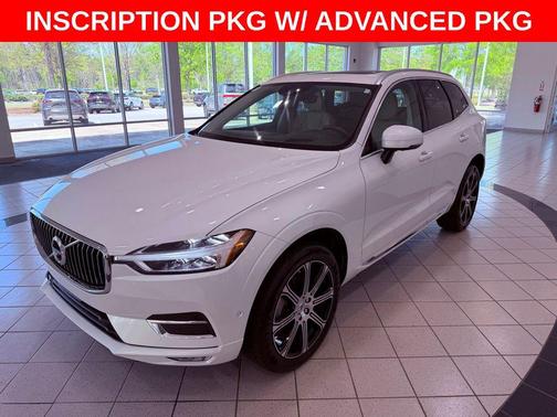 Crystal White Metallic 2021 Volvo XC60 T5 Inscription