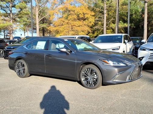 2025 Lexus ES 350 Base